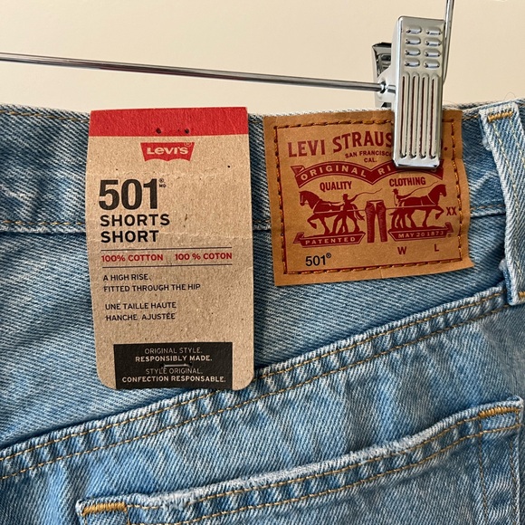 NWT Levi’s 501 Shorts - Picture 5 of 5